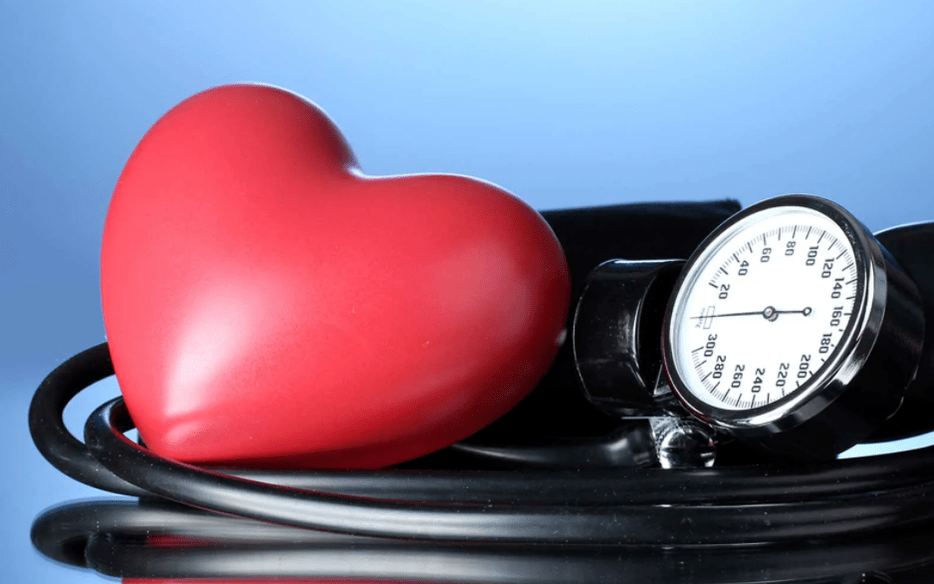 pressão alta afeta o coração
